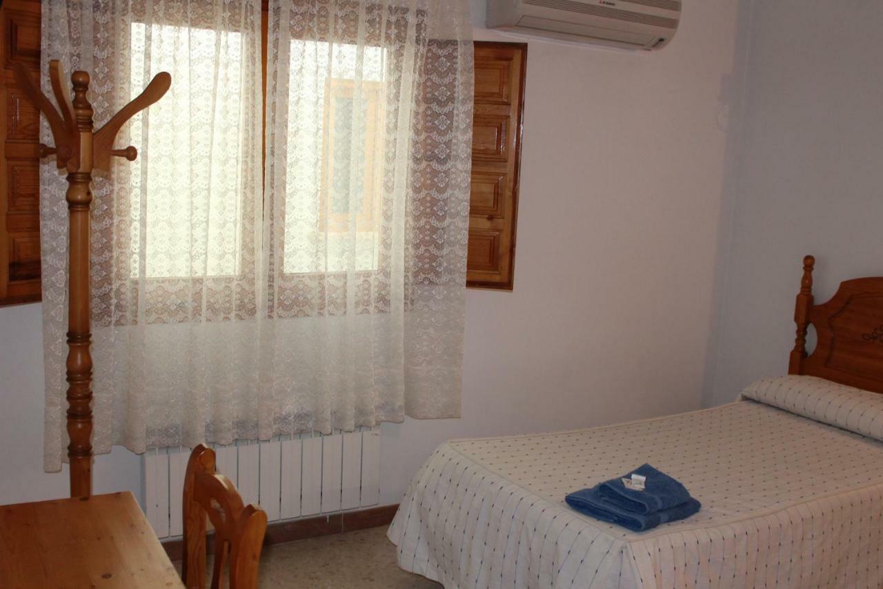 Posada Manolon Santa Cruz de Moya Ngoại thất bức ảnh