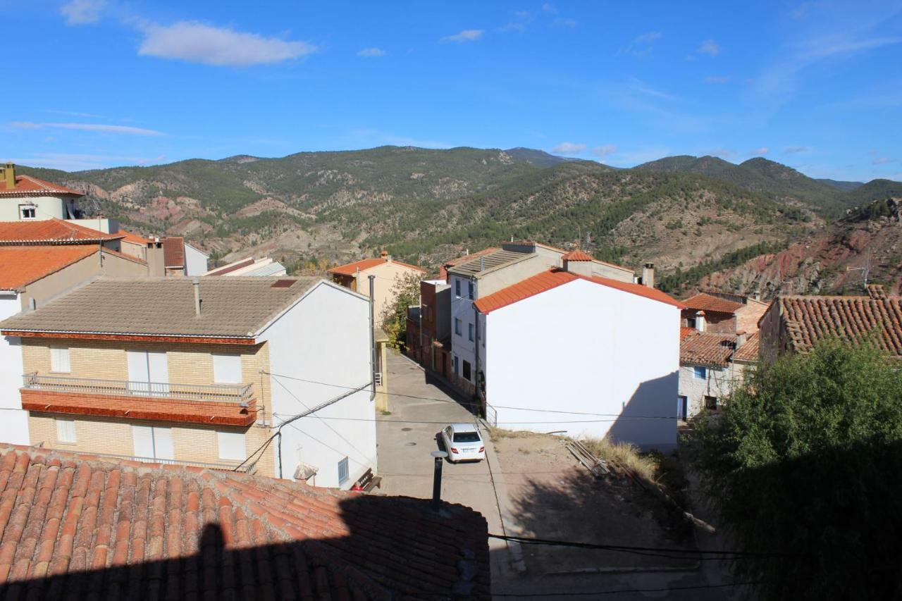 Posada Manolon Santa Cruz de Moya Ngoại thất bức ảnh